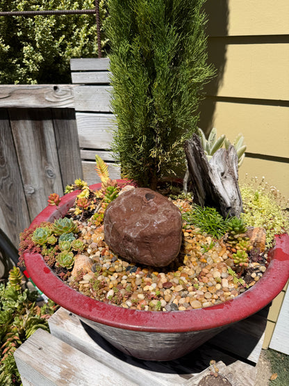 Natural Fountain Stone — 7"x5-1/2"high